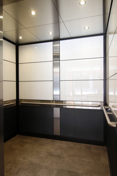 More Photos Of 8215 Westchester Dr, Dallas Medical For Lease