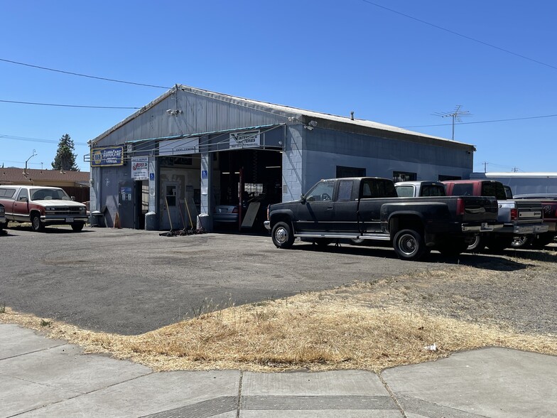 Primary Photo Of 1200 Central Ave, Napa Auto Repair For Sale