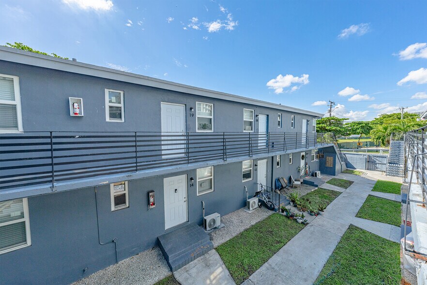 More Photos Of 1177 NW 8th Street Rd, Miami Apartments For Sale