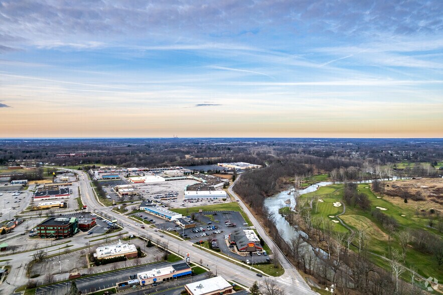 More Photos Of 1519 W River Rd N, Elyria Restaurant For Sale