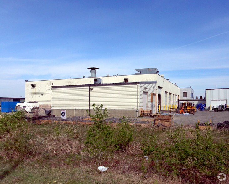 More Photos Of 10848 214th St NW, Edmonton Manufacturing For Sale