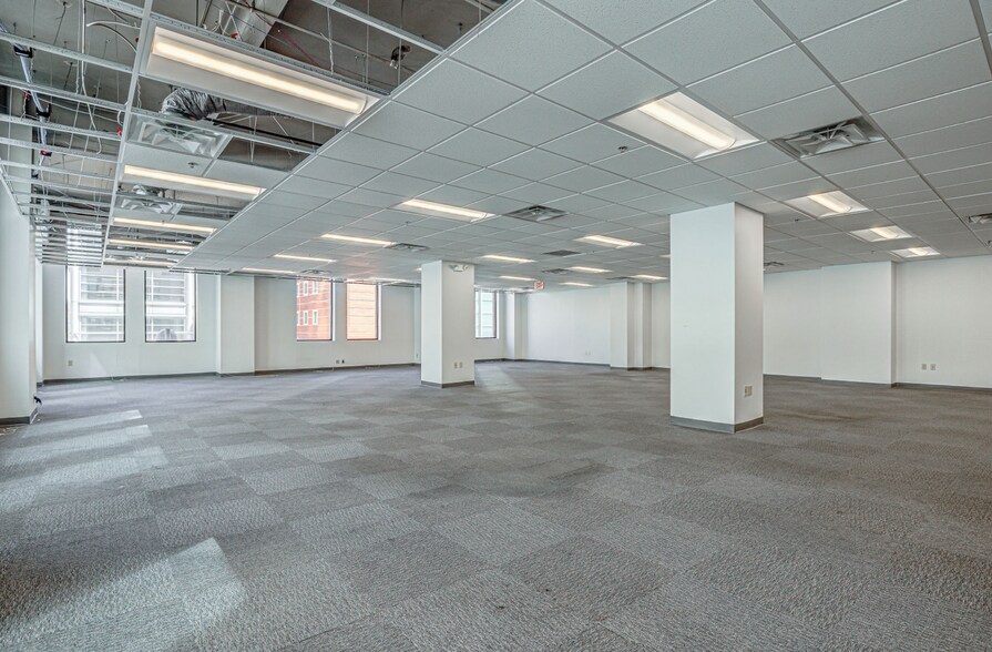 More Photos Of 35 E 7th St, Cincinnati Office For Lease