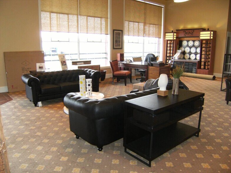 More Photos Of 5020 S Colorado Ave, Seattle Warehouse For Sale