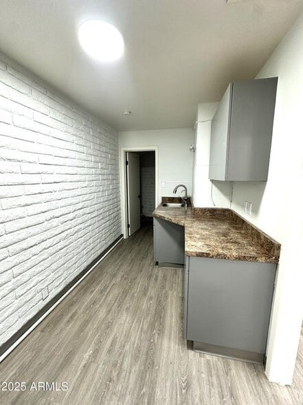 More Photos Of 600 E University Dr, Mesa Medical For Lease