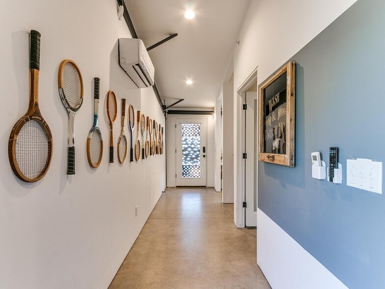 More Photos Of 711 N Douglas Ave, Oklahoma City Apartments For Sale