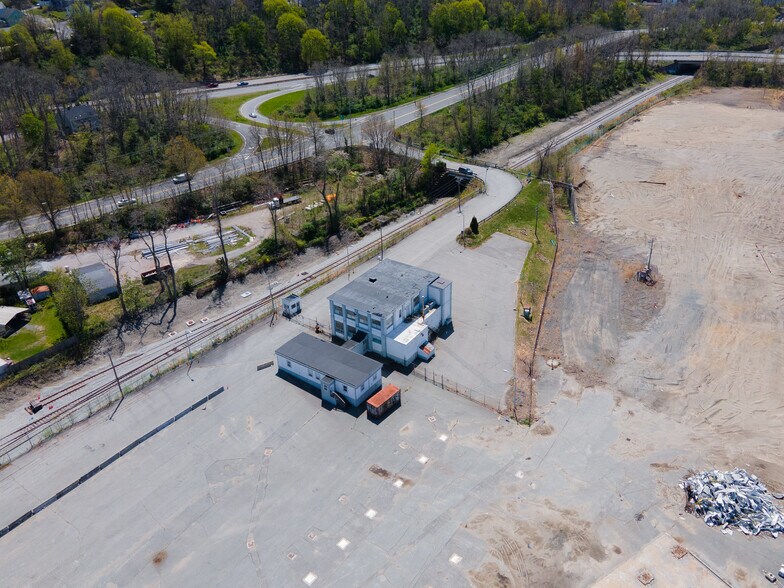 More Photos Of 1 New St, Fall River Land For Lease