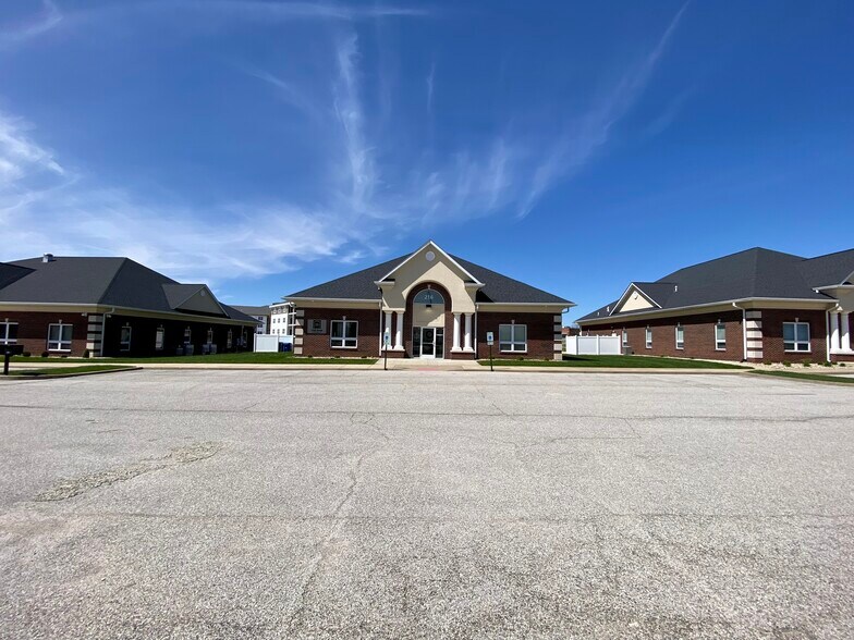 More Photos Of 216 Evergreen Ln, Glen Carbon Medical For Lease