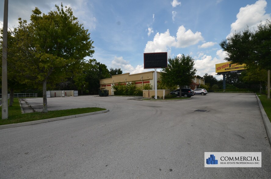 More Photos Of 7115 E Colonial Dr, Orlando Freestanding For Lease