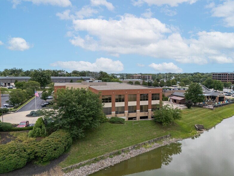 More Photos Of 4755 Lake Forest Dr, Blue Ash Office For Lease