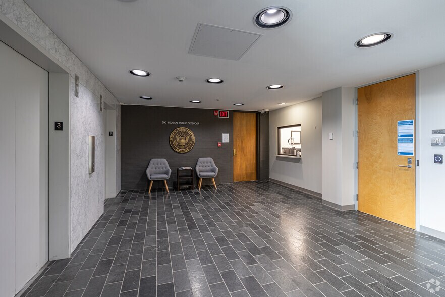 More Photos Of 112 W Center St, Fayetteville Office For Sale