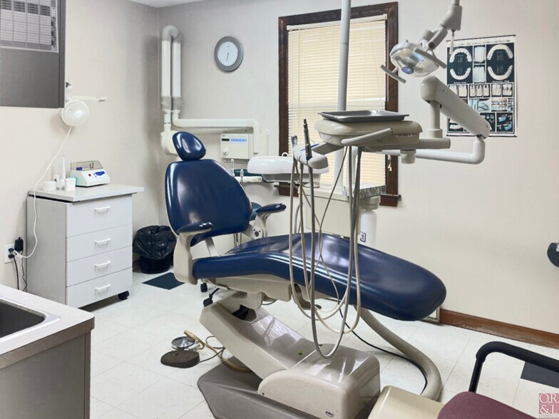 More Photos Of 107 Main St, Hebron Medical For Sale