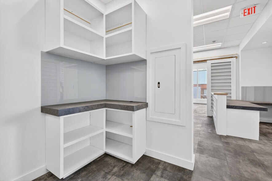 More Photos Of 888 4th Ave SW, Calgary Office For Sale