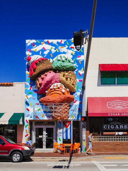 More Photos Of 1501 SW 8th St, Miami Bar For Sale