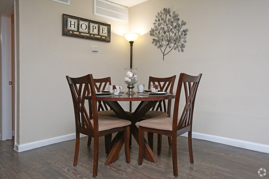 More Photos Of 801 S Allen Genoa Rd, South Houston Apartments For Sale