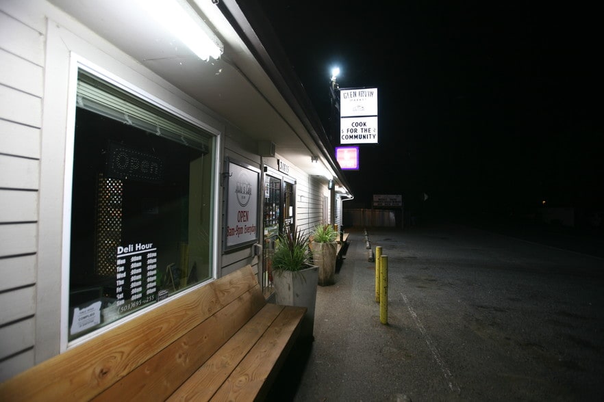 More Photos Of 31815 E Historic Columbia RI Hwy, Troutdale Convenience Store For Sale