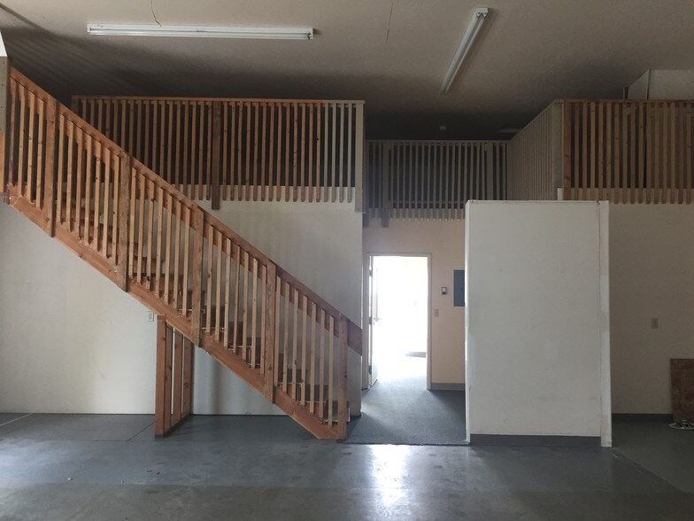 More Photos Of 3535-3537 101 Hwy N, Gearhart Unknown For Lease