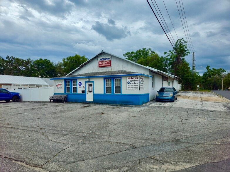 More Photos Of 1310 E 1st Ave, Mount Dora Auto Repair For Lease