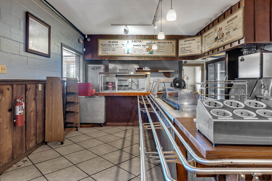 More Photos Of 2201 Kermit Hwy, Odessa Restaurant For Sale