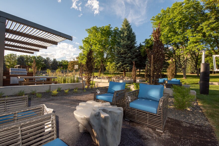 More Photos Of 701-799 E Timpanogos Pky, Orem Unknown For Lease