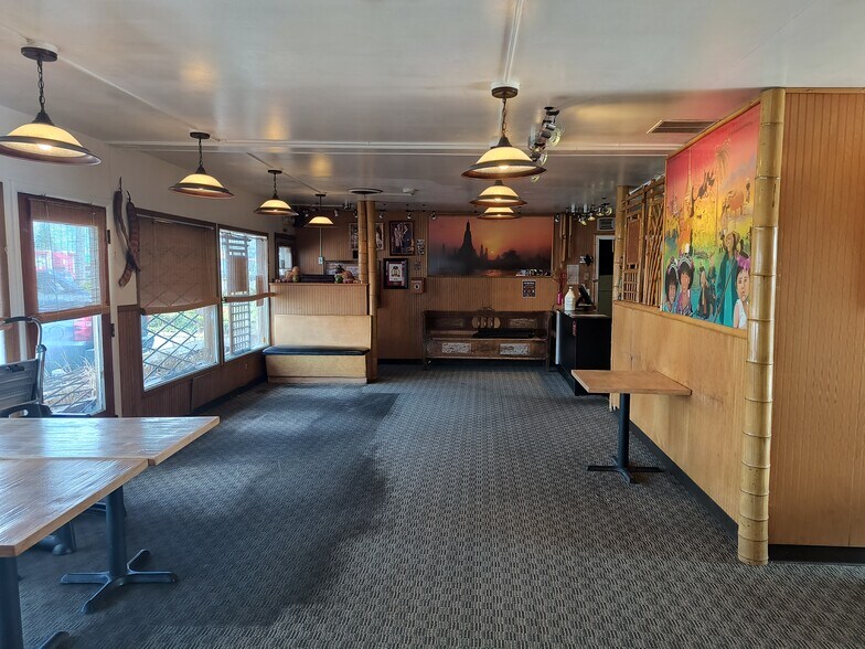 More Photos Of 12722 E Sprague Ave, Spokane Valley Restaurant For Sale