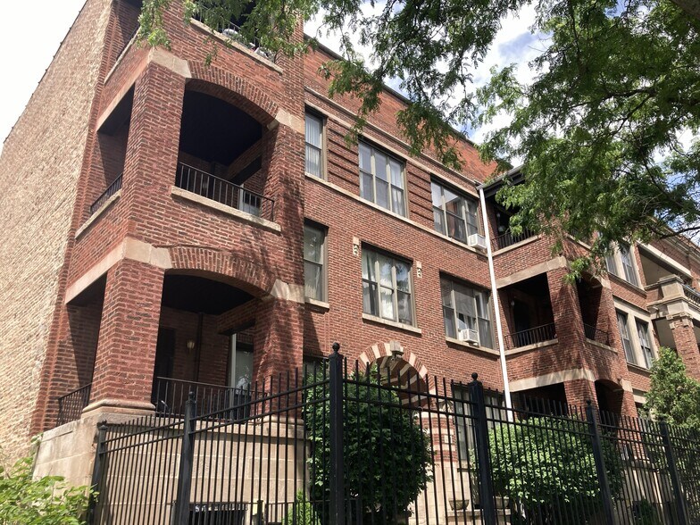 More Photos Of 5532 Indiana Ave, Chicago Multifamily For Sale