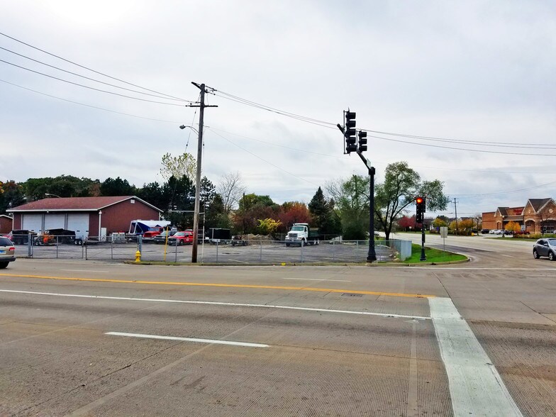 More Photos Of 34165 N Barron Blvd, Grayslake Land For Sale