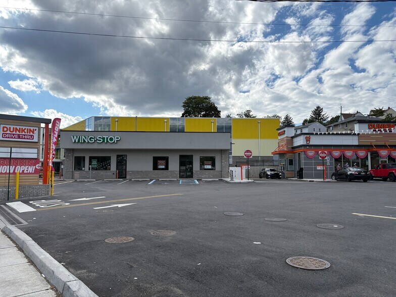 More Photos Of 84 Goffle Rd, Hawthorne General Retail For Sale