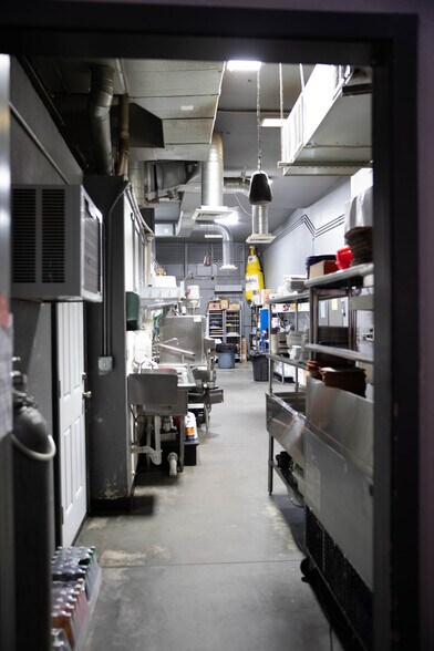 More Photos Of 812 Main St, Caldwell Storefront For Sale