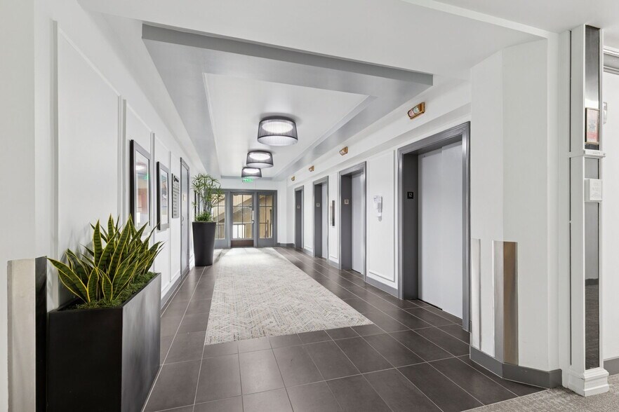 More Photos Of 509 Olive Way, Seattle Office For Lease