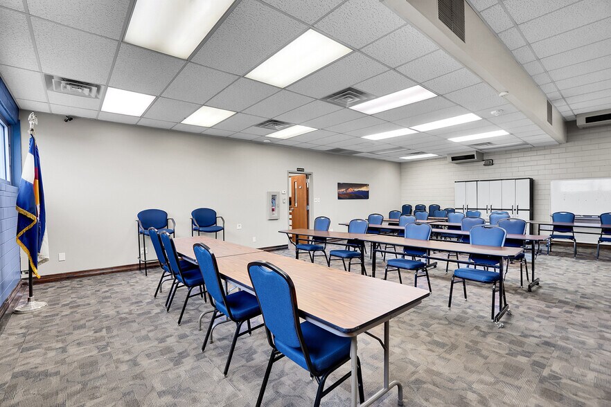 More Photos Of 330 Park Ave, Fort Lupton Office For Lease