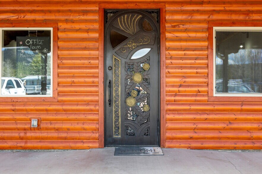 More Photos Of 2 County Road 2141 rd, Alpine Hotel For Sale