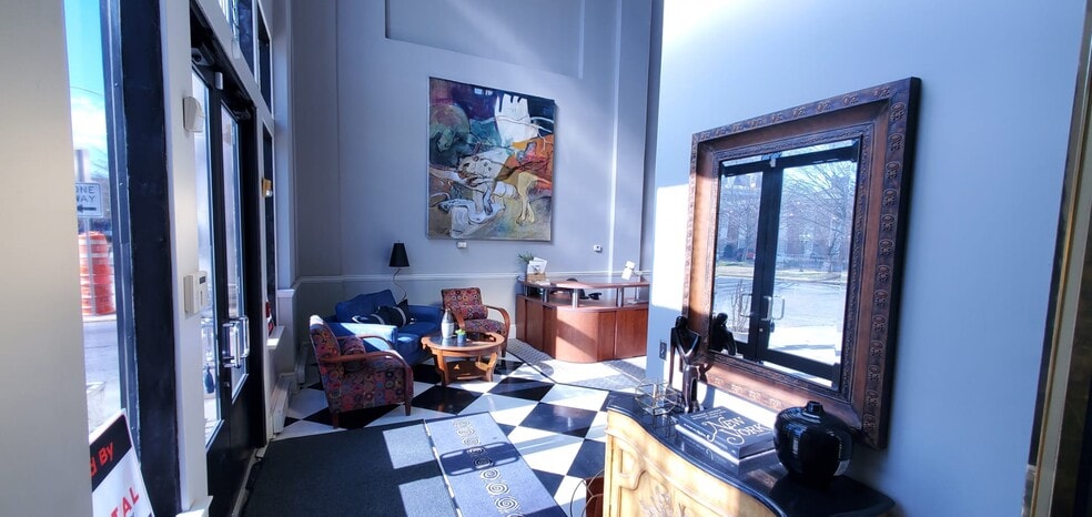 More Photos Of 341 3rd St, Macon-Bibb Loft Creative Space For Lease