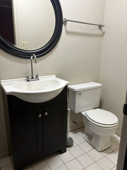 More Photos Of 3920 Classen Blvd, Norman Industrial For Lease