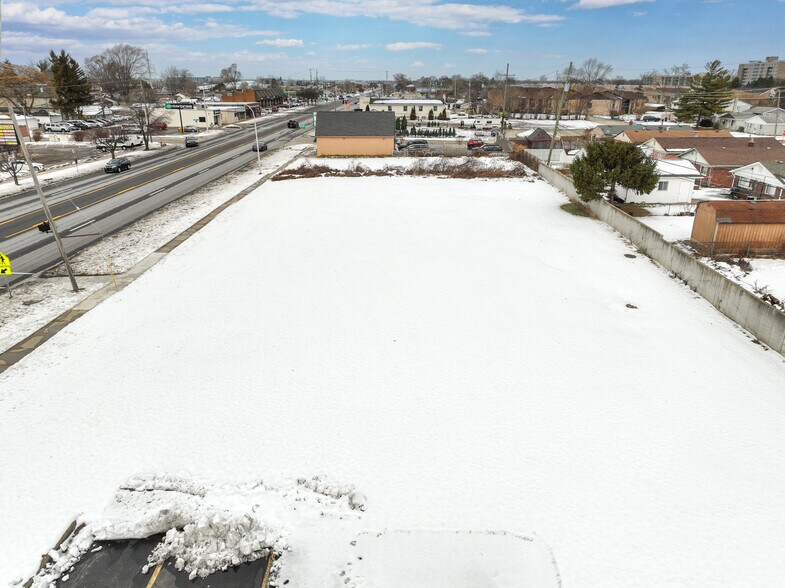 More Photos Of 30530 John R. Rd, Madison Heights Land For Sale