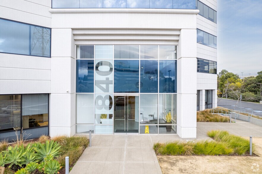 More Photos Of 1840 Gateway Dr, San Mateo Coworking Space