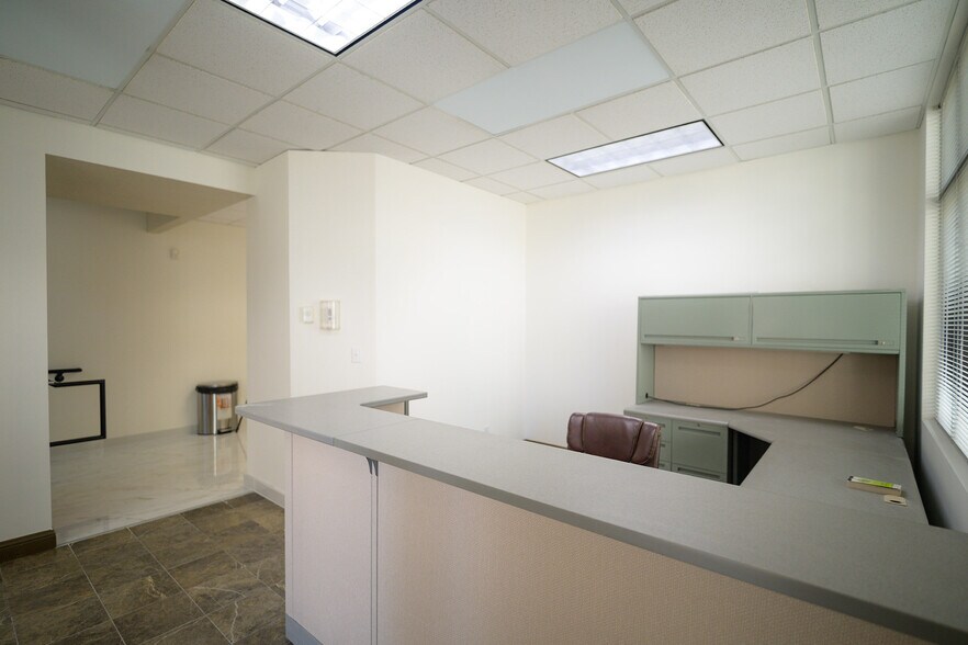 More Photos Of 9226 Teddy Ln, Lone Tree Office For Lease