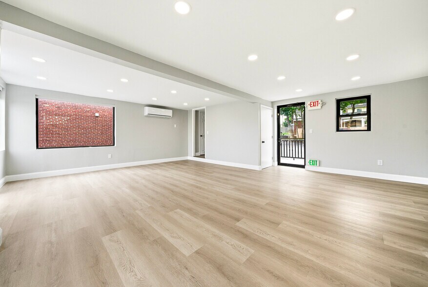 More Photos Of 729 Dekalb Pike, King Of Prussia Office For Lease