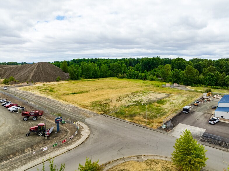 More Photos Of 930 2nd st, Harrisburg Land For Sale