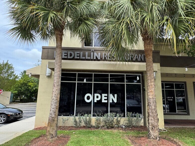 More Photos Of 4631 State Road 7, Coral Springs Daycare Center For Lease