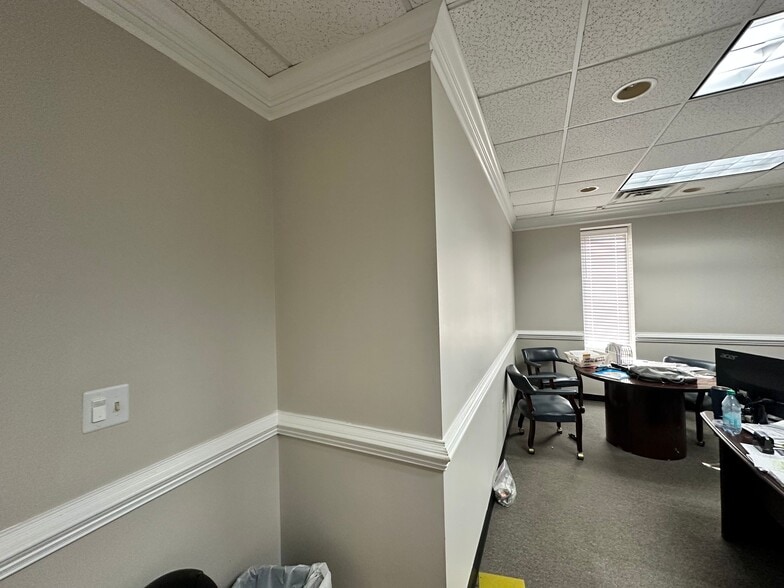 More Photos Of 1385 Weber Industrial Dr, Cumming Distribution For Lease