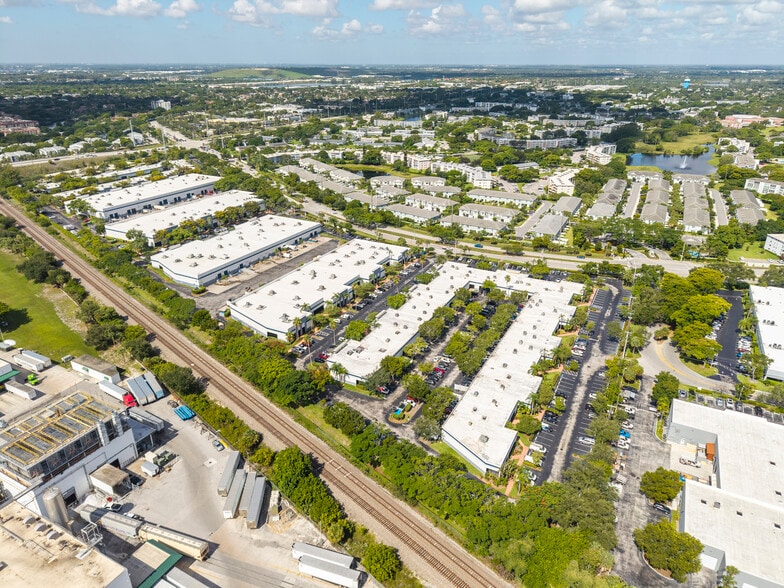 Primary Photo Of 602 S Military Trl, Deerfield Beach Showroom For Lease