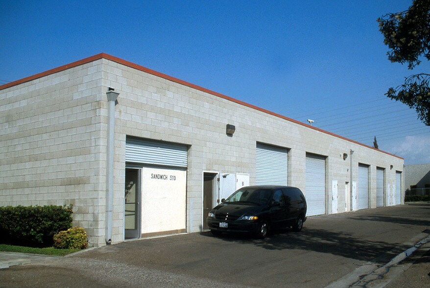 More Photos Of 7510 Orangewood Ave, Stanton Light Manufacturing For Lease