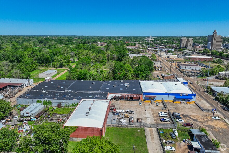 More Photos Of 605 S Gallatin St, Jackson Warehouse For Sale
