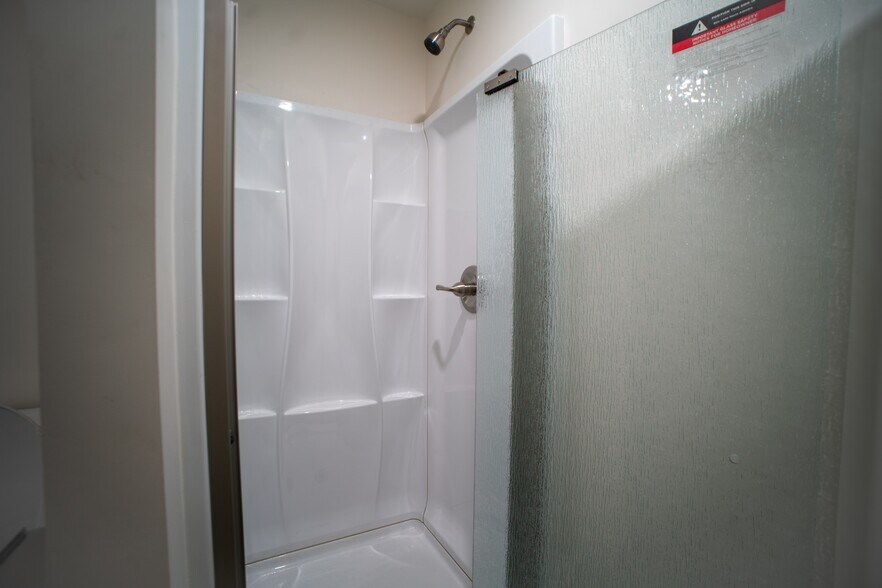 More Photos Of 1113 Del Paso Blvd, Sacramento Warehouse For Sale