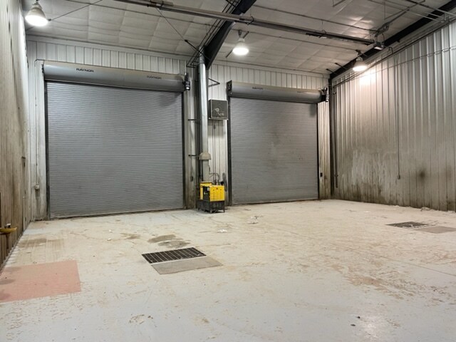 More Photos Of 45 Lagoon Rd, Rock Springs Warehouse For Lease