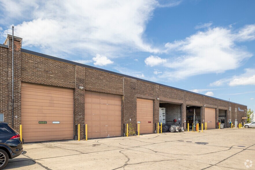 More Photos Of 199 Shepard Ave, Wheeling Warehouse For Sale