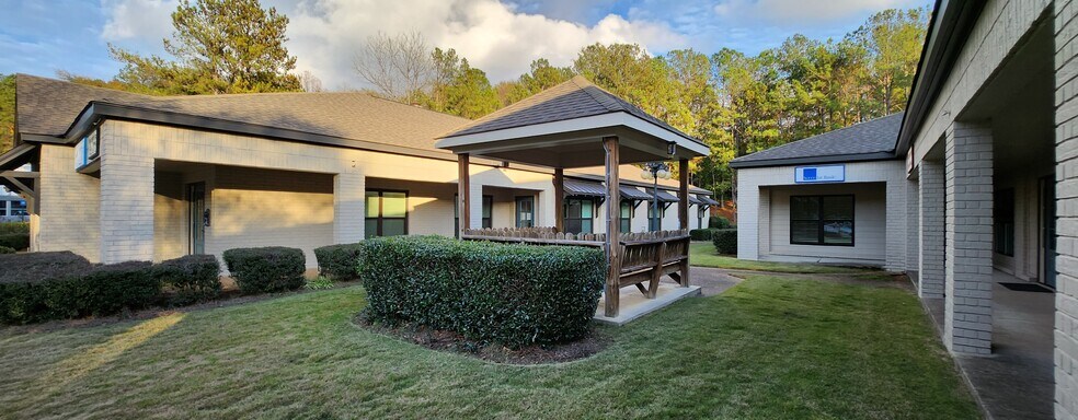 More Photos Of 6400 Bradley Park Dr, Columbus Office For Lease