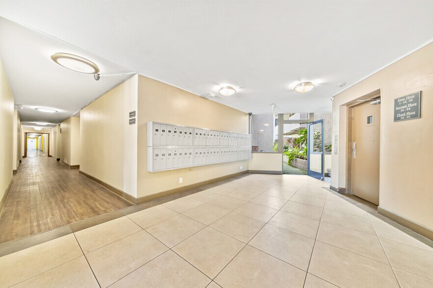 More Photos Of 1595 E Chevy Chase Dr, Glendale Apartments For Sale