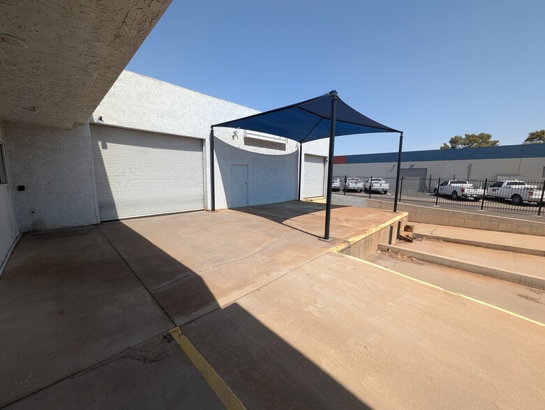 More Photos Of 2430 S 20th St, Phoenix Warehouse For Sale