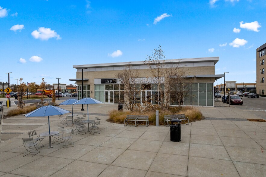 More Photos Of Woodward Ave, Royal Oak Unknown For Lease